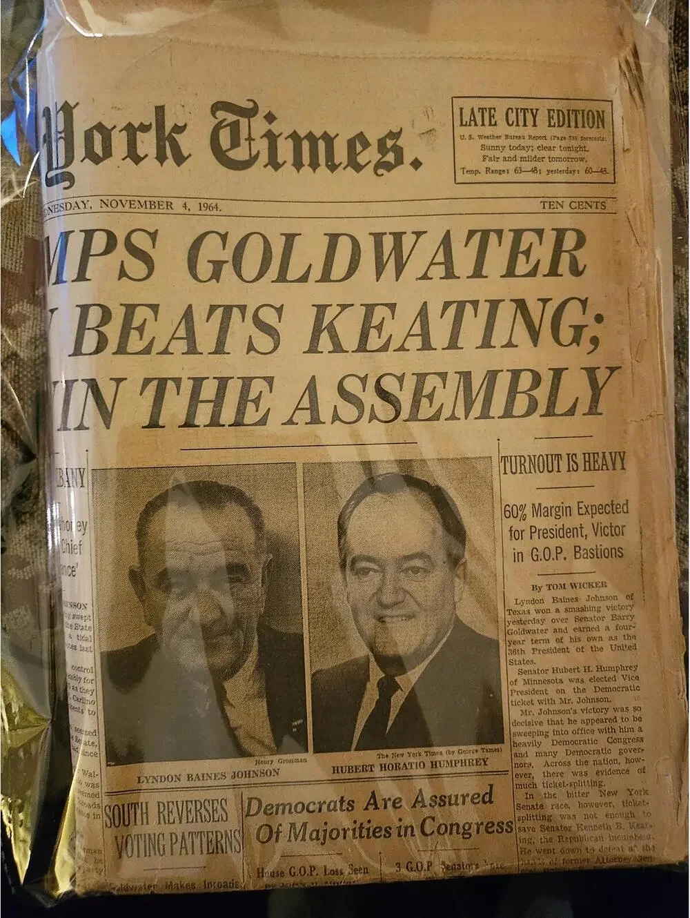 World Journal Tribune , Sept. 12, 1966 - space - Perfect Gemini Link-up